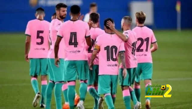 كومان يخطط لإحداث مفاجئة في هجوم برشلونة أمام فياريال