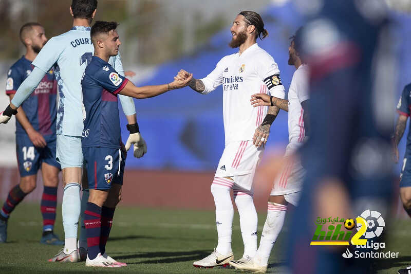 صورة: الروح الرياضية حاضرة في مباراة ريال مدريد مع هويسكا