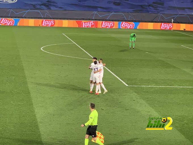 فيديو: بنزيمة يقبل هدية حكيمي ويسجل الأول لريال مدريد