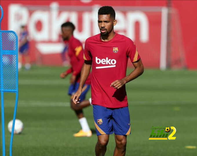 ألبيرت روغي: برشلونة ارتكب كارثة بالتعاقد مع هذا اللاعب
