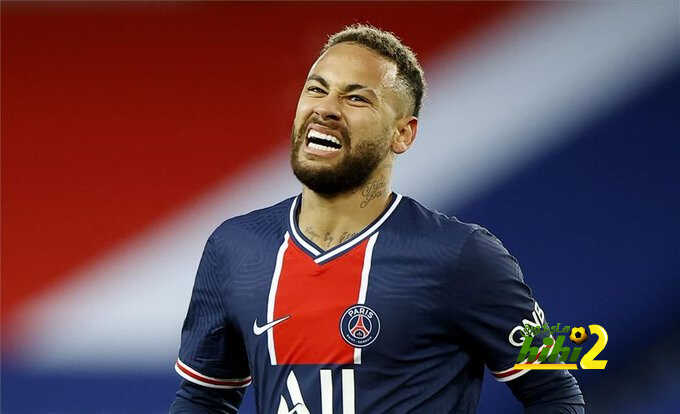 غياب نيمار يزيد فرصة برشلونة لإقصاء باريس