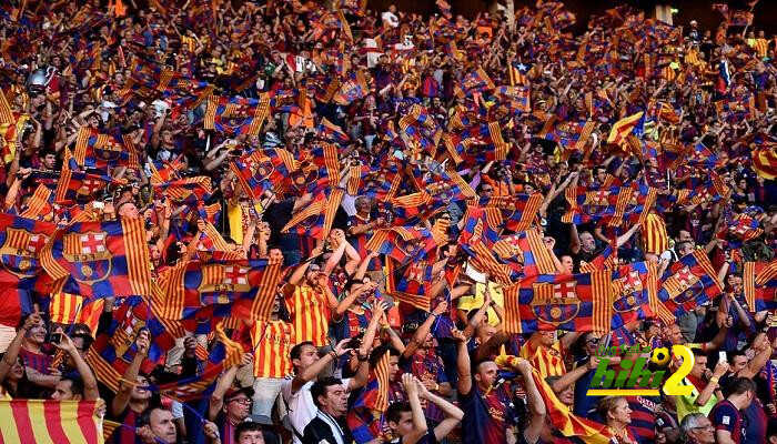 فيديو: رغم غيابها.. جماهير برشلونة تشعل الأجواء بمحيط كامب نو