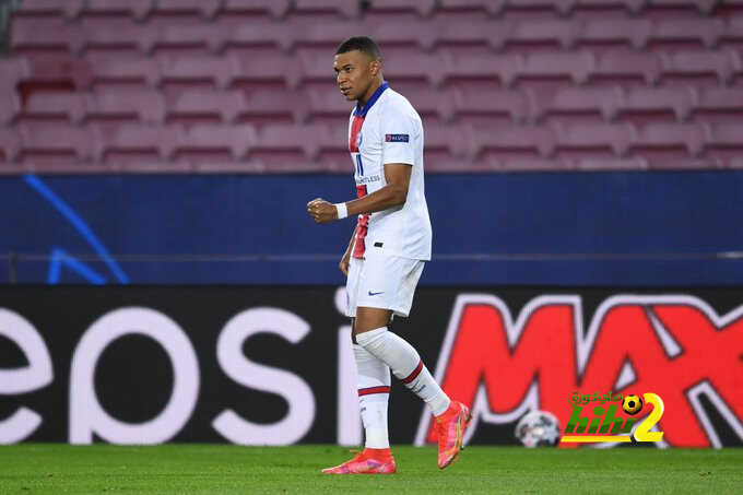 مبابي ، أول لاعب يفعلها في الكامب نو منذ وقت طويل