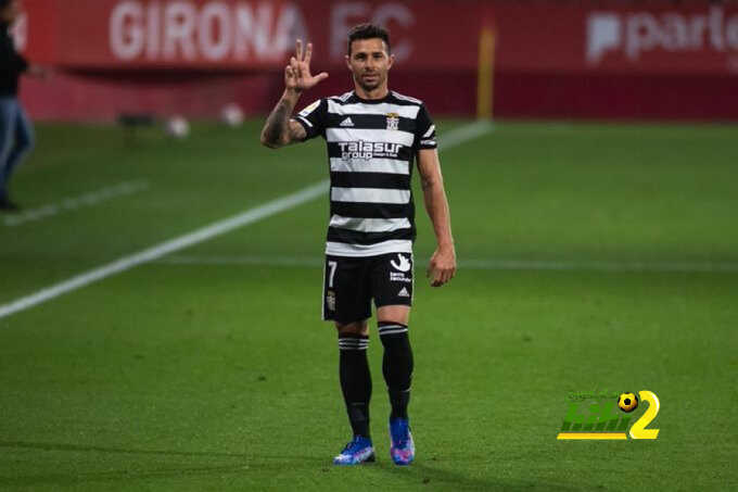 كاسترو يتفوق على ديستيفانو