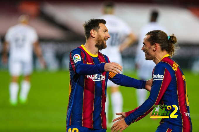 أغيري: الحكام يرتكبون الأخطاء ولكن!
