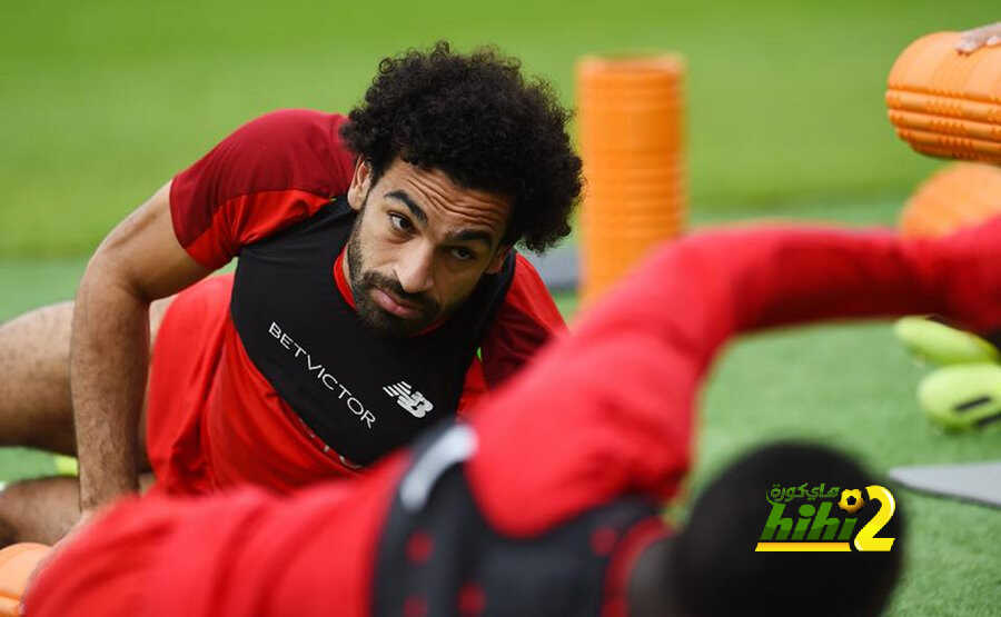 مطربة تحرج محمد صلاح أمام العالم  قبل مواجهة ريال مدريد!