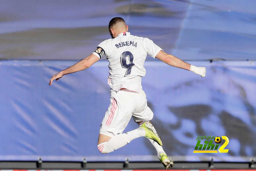 المجد والتاريخ يفتحان بابهما لبنزيما
