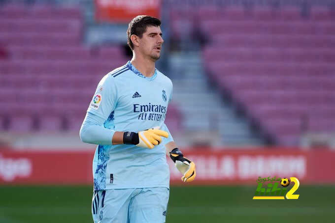 كورتوا رقم صعب لريال مدريد أمام ليفربول