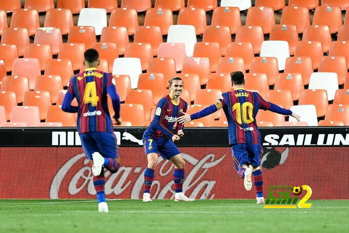 أفضل وأسوأ لاعب في برشلونة أمام فالنسيا