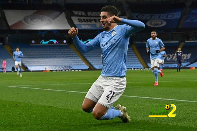 توريس يعلق على إمكانية رحيل جريزمان عن برشلونة إلى السيتي