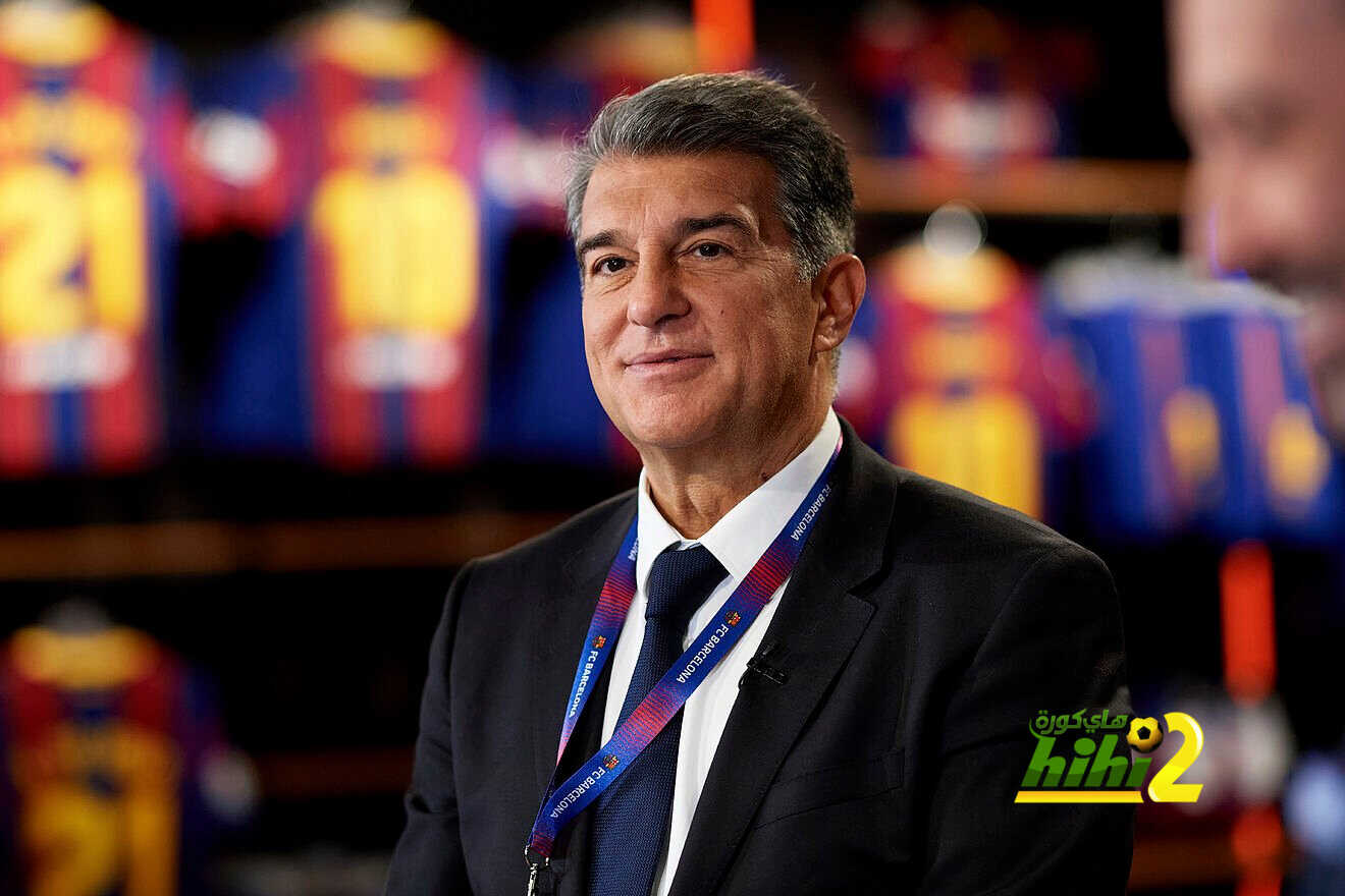 لابورتا يرفض الحرب مع ثلاثي برشلونة