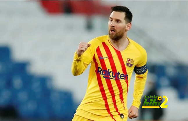 دي لوكاس يؤكد رضاه عن مقترح بقاء ميسي مع برشلونة