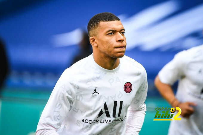مبابي يؤكد موقفه وباريس لم يفقد الأمل