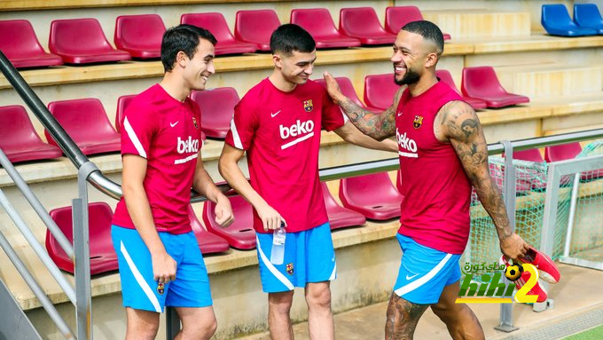 بيدري وجارسيا يبدأن التدرب مع المجموعة