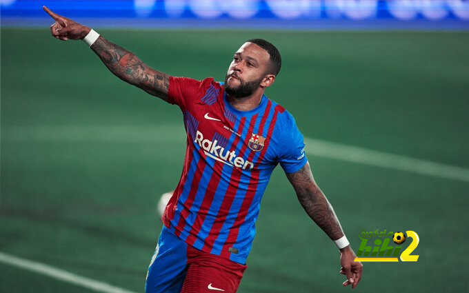 هل يشارك ديباي وجارسيا مع برشلونة أمام سوسيداد؟