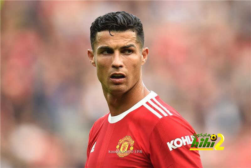 رونالدو يقود تشكيلة مانشستر يونايتد الأساسية ضد وست هام