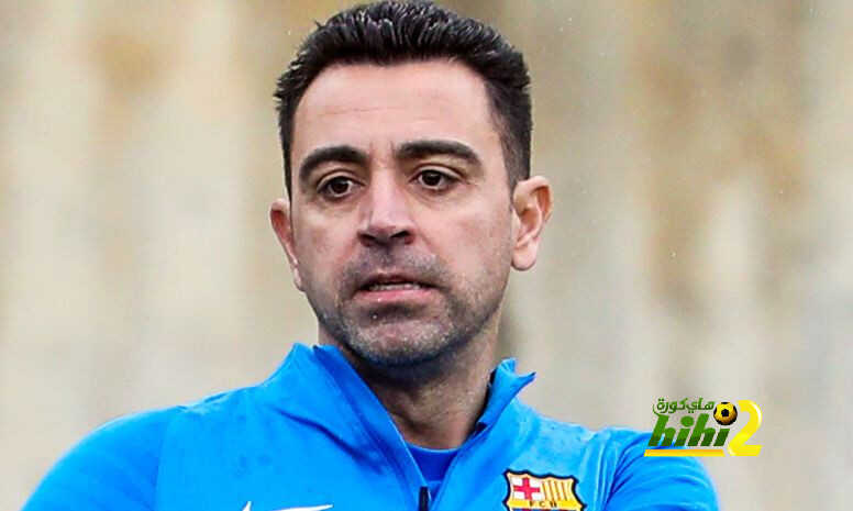 فيديو: لحظة حديث تشافي مع لاعبي برشلونة في مران اليوم