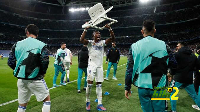 فيديو: فرحة جماهير ريال مدريد خارج البرنابيو