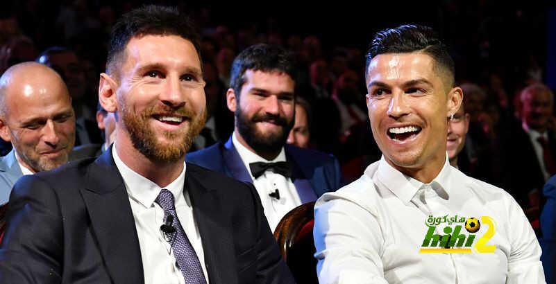 ميسي وكريستيانو رونالدو يلعبان الموسم المقبل في فريق واحد !