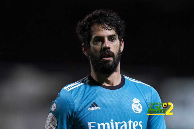 إيسكو يلجأ لمينديز للرحيل عن ريال مدريد