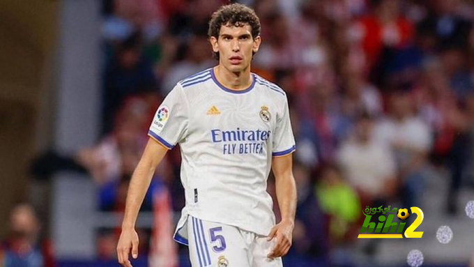 فاييخو يرفض جميع العروض للبقاء في ريال مدريد