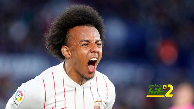 كوندي يغيب أمام سبورتنج ويقترب من الرحيل عن إشبيلية