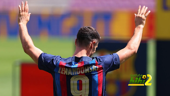 ليفاندوفسكي .. سلاح برشلونة الأقوى للوقوف في وجه ريال مدريد