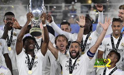 فرناندو يورينتي يشيد بالأداء الذي يقدمه ريال مدريد