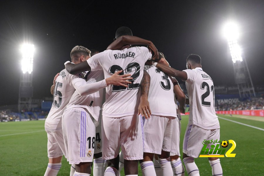 لماذا جمهور ريال مدريد ليس سعيدا بالفريق رغم البداية التاريخية ؟