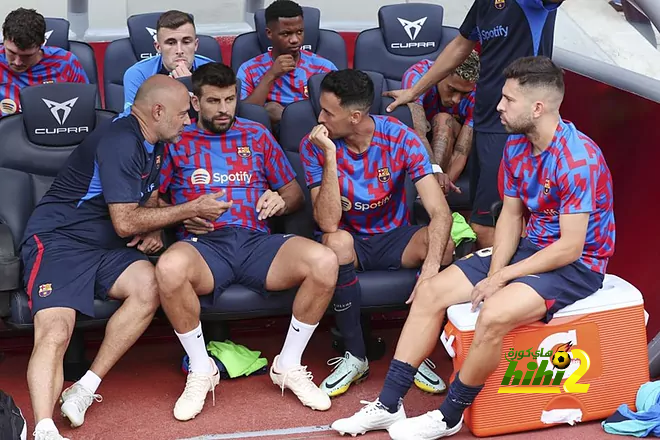 هل يشتبك جمهور برشلونة مع بيكيه وألبا بالأيدي في الفترة المقبلة ؟