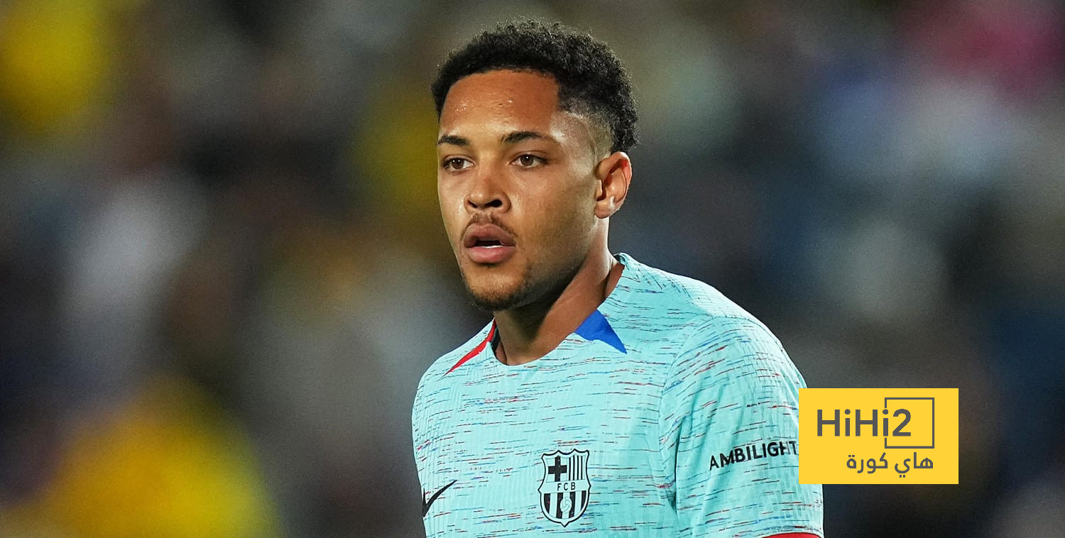 برشلونة يقدم فيتور روكي رسميًا بدون لابورتا