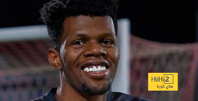 سبب استبعاد الحارس محمد الربيعي من مباراة الهلال والرائد