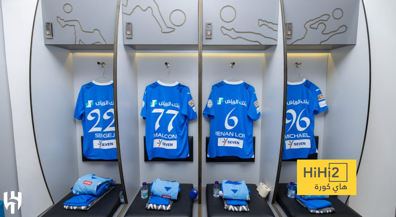 الهلال يظهر بالقميص الأساسي أمام الرياض