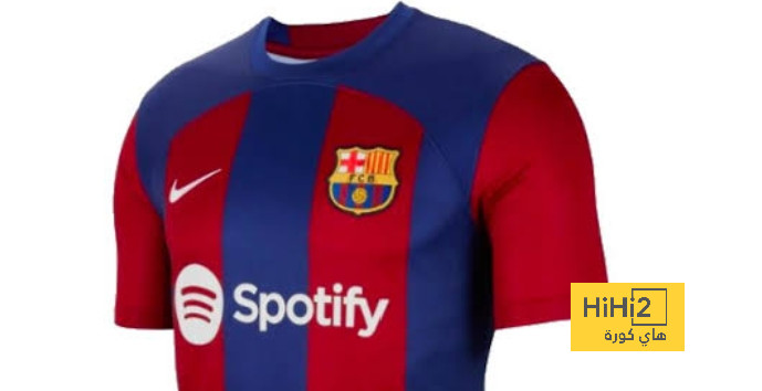 برشلونة بالقميص الأساسي أمام ريال مدريد