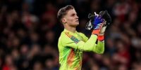 أرقام حارس أرسنال أمام بولتون