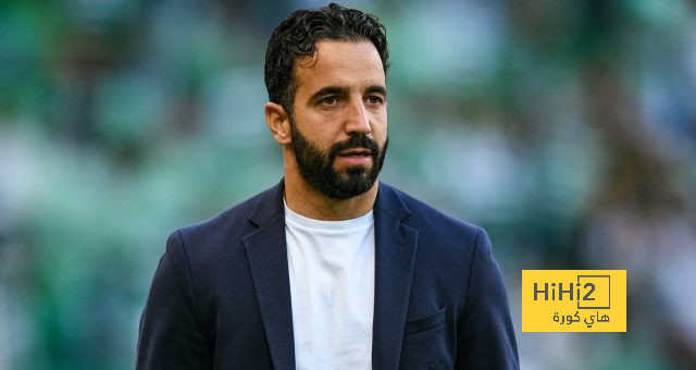 قلق داخل مانشستر يونايتد بشأن أسلوب أموريم