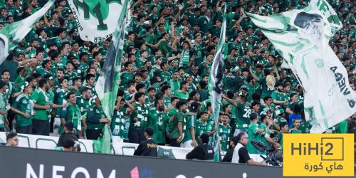  جماهير الأهلي تساند اللاعبين قبل مواجهة الحسم