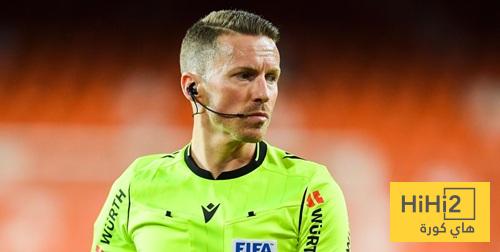كوارث حكم الكلاسيكو مع ريال مدريد