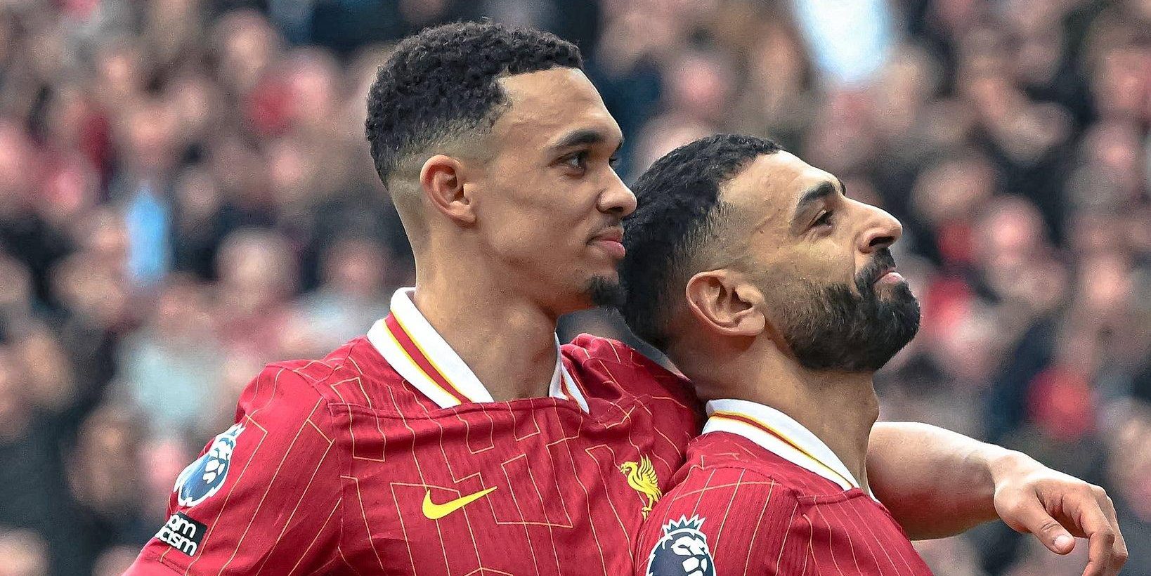 أرنولد وراء سفر لاعبي ليفربول إلى دبي والسبب..؟