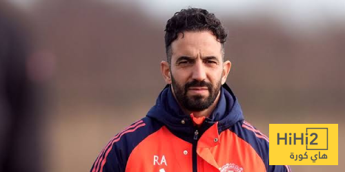 مانشستر يونايتد متمسك بأموريم
