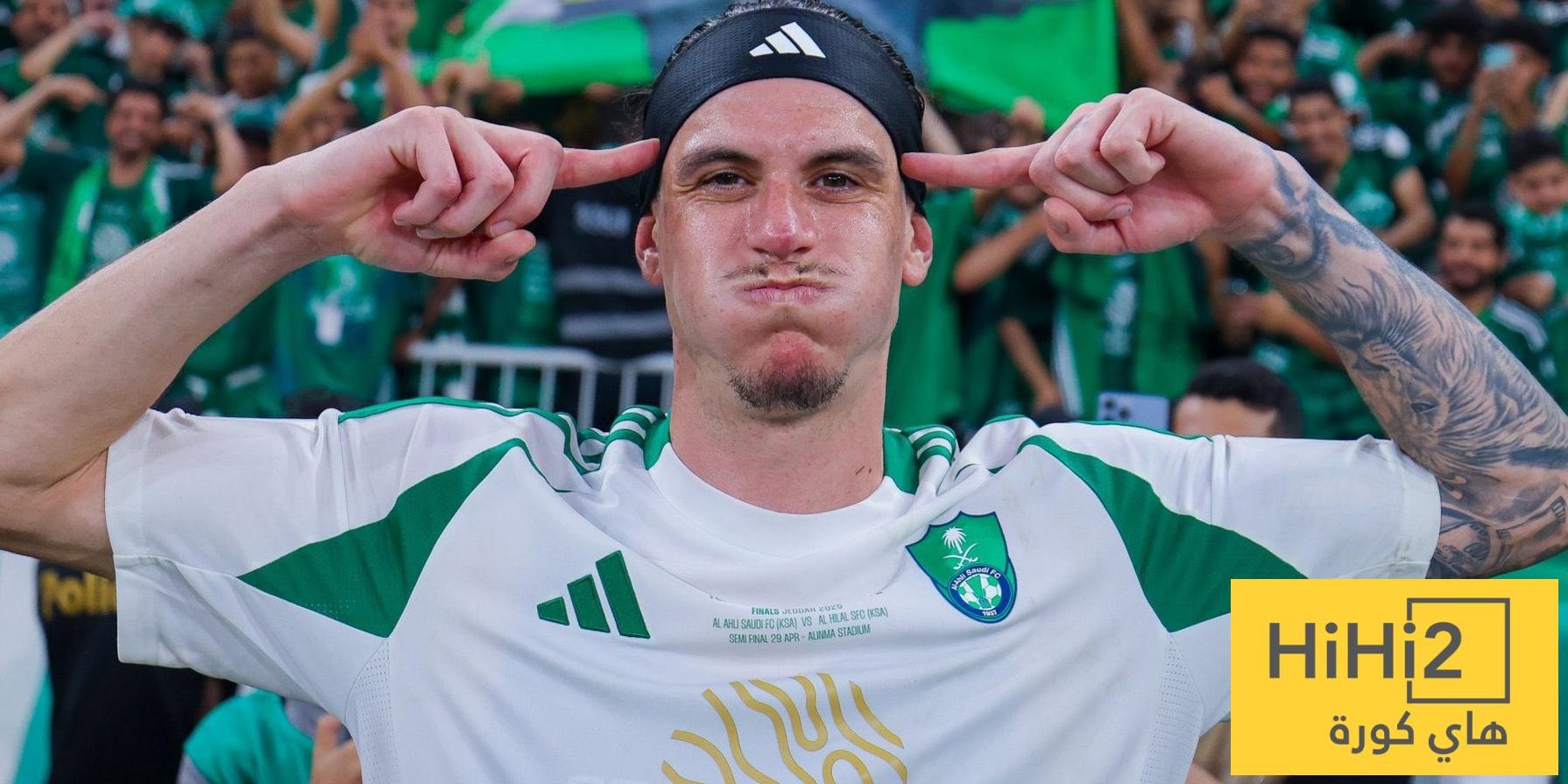 الأهلي يفقد إيبانيز أمام الرياض