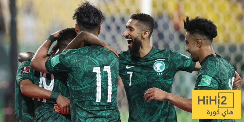 نجم الأخضر يطمئن الجماهير بشأن إصابته!