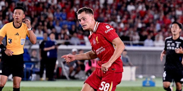 ليفربول يحسم موقعة يوكوهاما بثلاثية