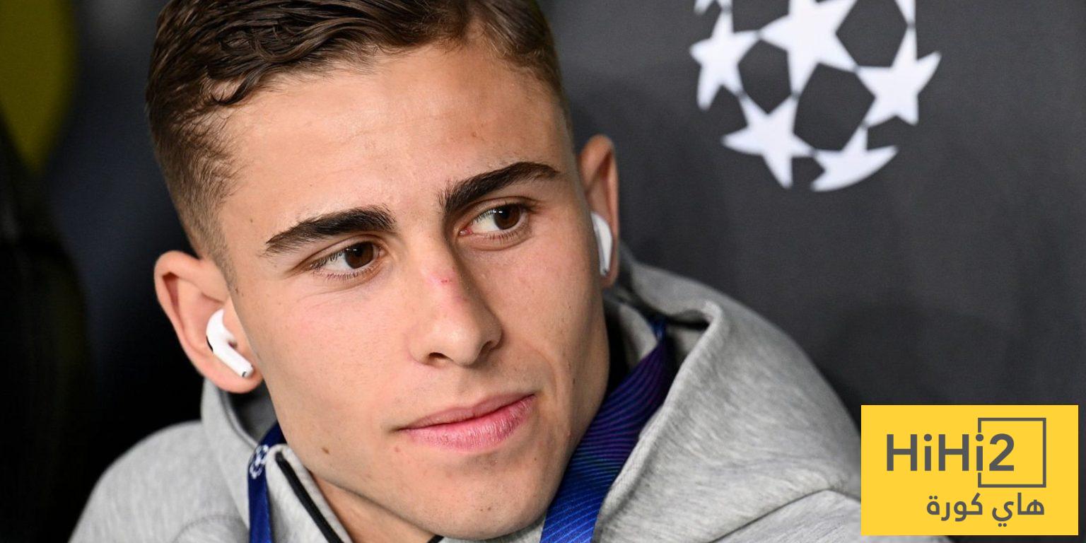 مانشستر يونايتد يُغري فيرمين لوبيز براتب ضخم للرحيل عن برشلونة