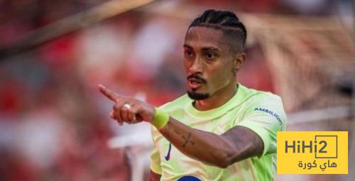 صورة رد فعل دكة بدلاء برشلونة بعد تدخل رافينيا العنيف على لاعب مايوركا