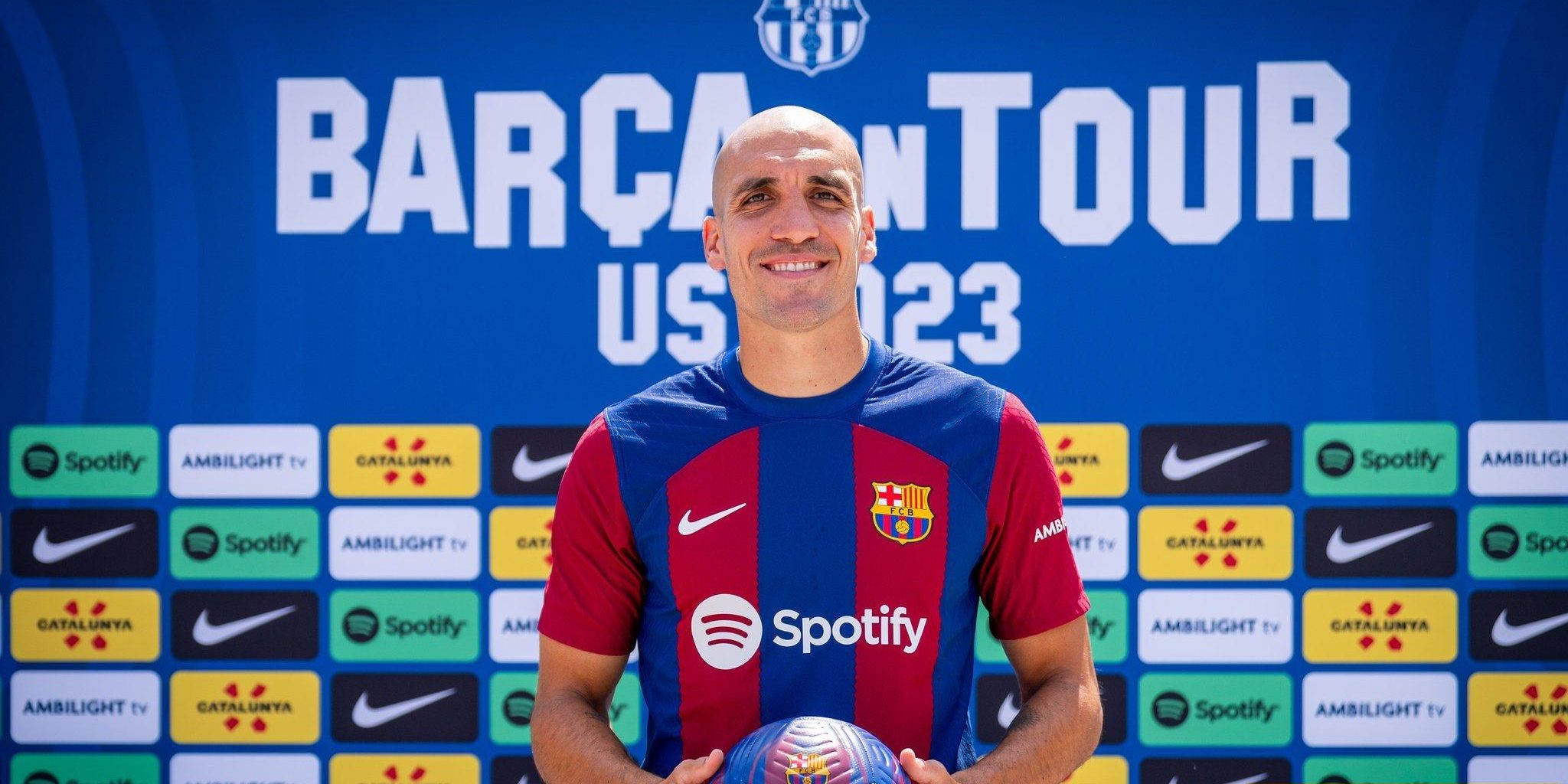 برشلونة يقترب من فسخ عقد روميو