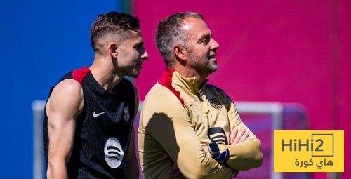 فيديو.. حديث جانبي بين فليك وفيرمين قبل انطلاق مباراة ليفانتي