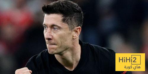ليفاندوفسكي يسعى لاستعادة مركزه الاساسي في تشكيلة فليك