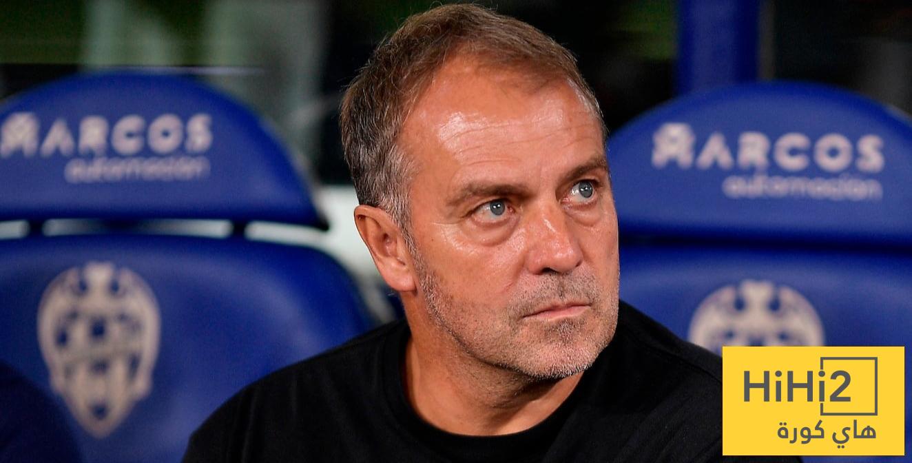 فليك يوجه رسالة صارمة للاعبي برشلونة