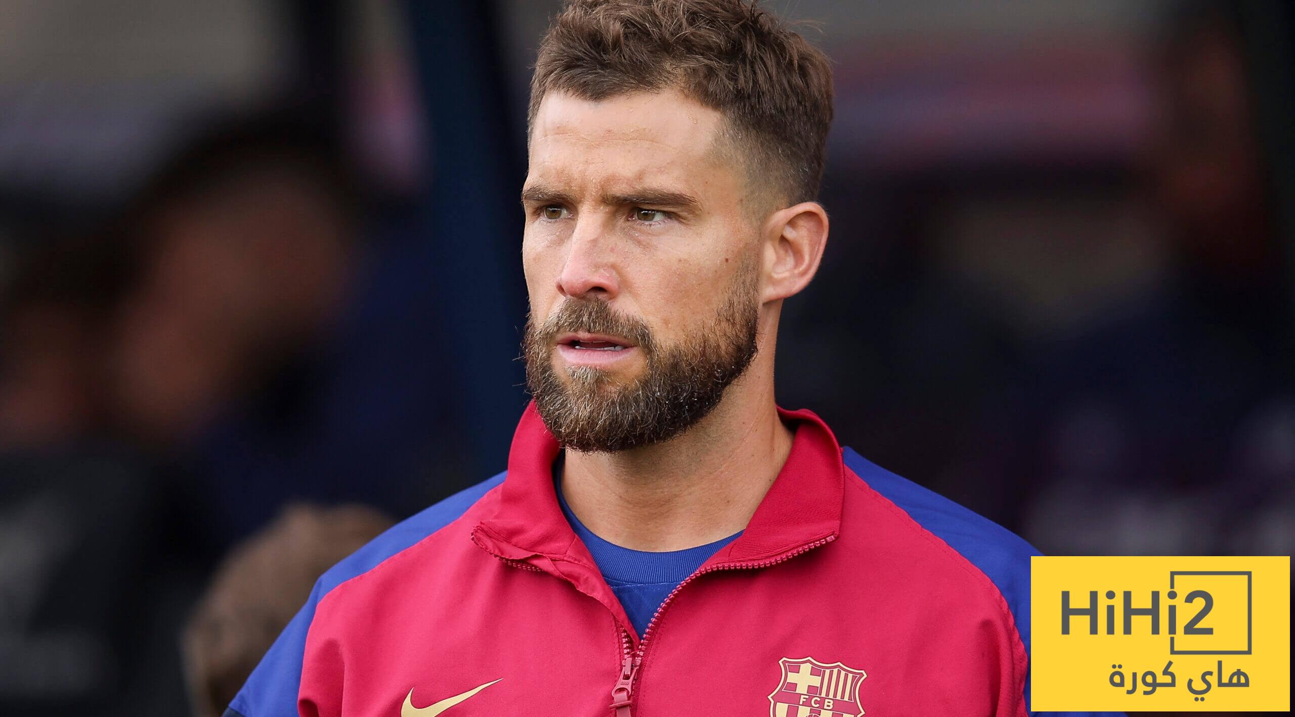 مدافع برشلونة يكذب ويصدق كذبته …!